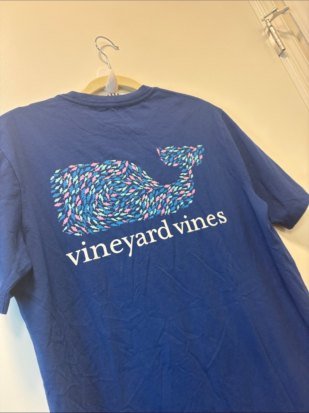 VINEYARD VINES MENS SHORT-SLEEVE FISH SWIRL WHALE FILL T-SHIRT! - Picture 4 of 6